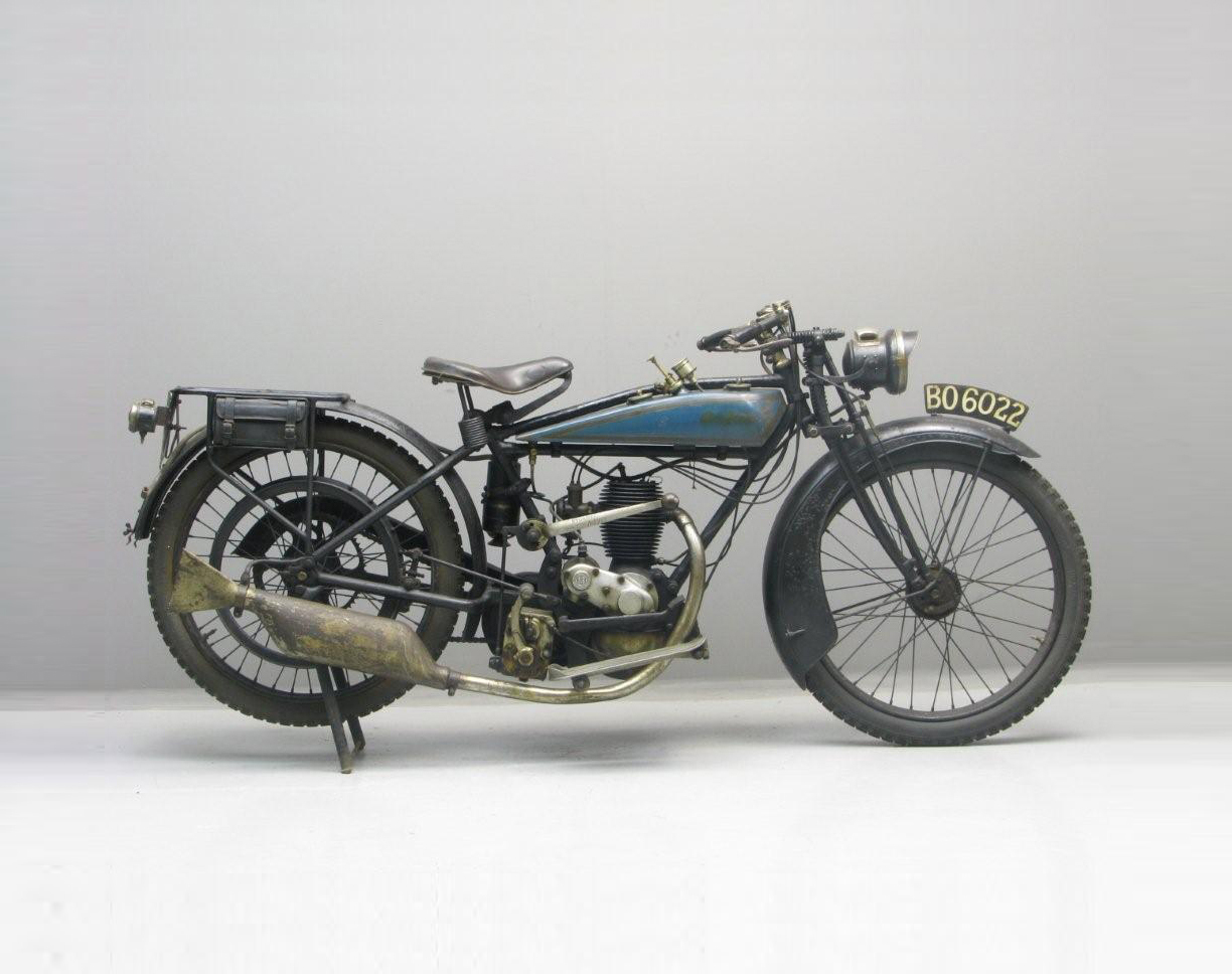 Rex-Acme 350cc with Barr & Stroud sleeve-valve engine